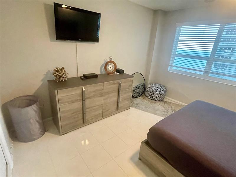 Image 14 of 31 For 133 Pompano Beach Blvd  1509