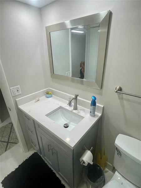 Image 16 of 31 For 133 Pompano Beach Blvd  1509