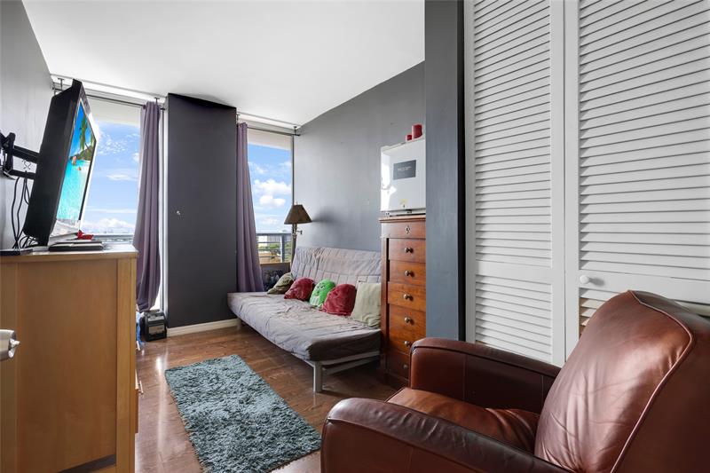 Image 17 of 26 For 1720 Harrison St  10a