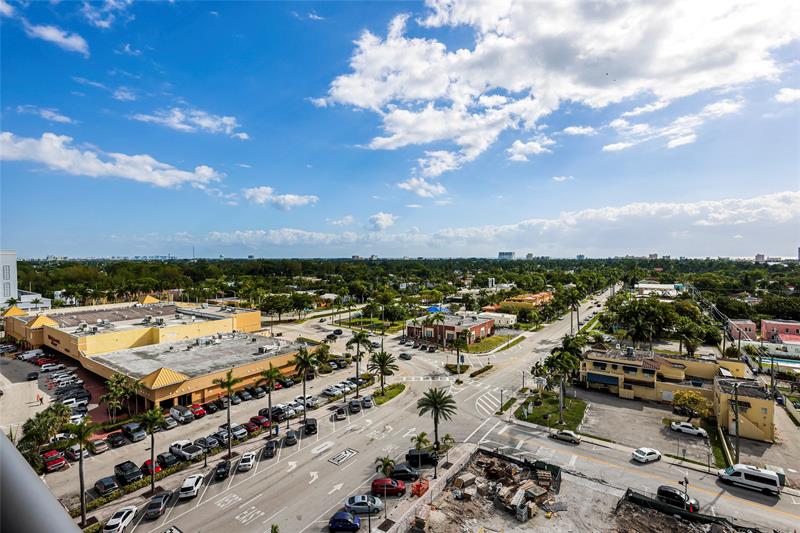 Image 9 of 26 For 1720 Harrison St  10a