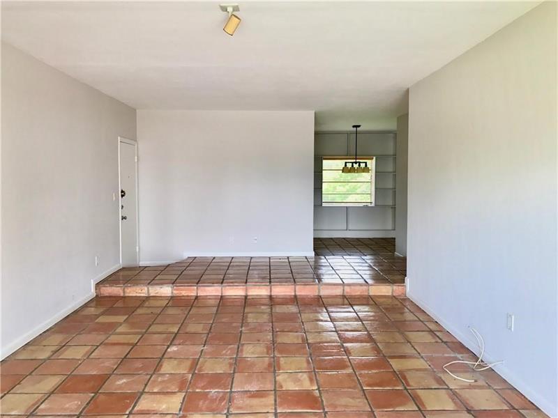 Image 4 of 4 For 9271 Bay Harbor Dr  11