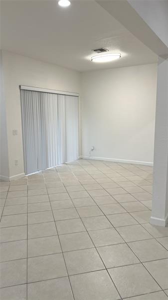 Image 5 of 31 For 6095 116th Dr