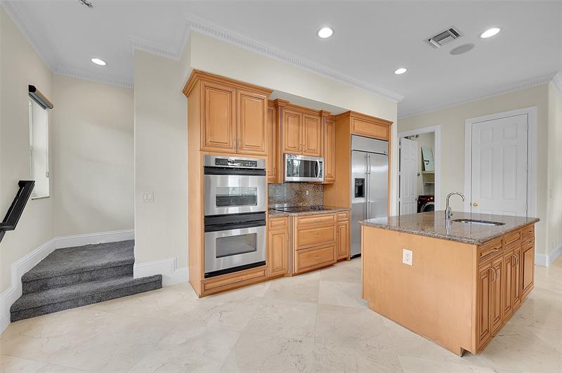 Image 17 of 29 For 11012 70th Ct