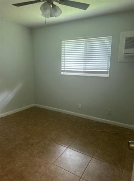 Image 9 of 11 For 332 2nd Pl 3