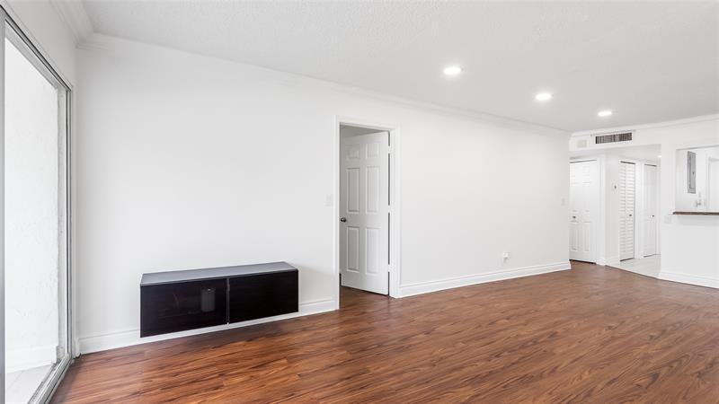 Image 14 of 47 For 5100 64th Ave  303