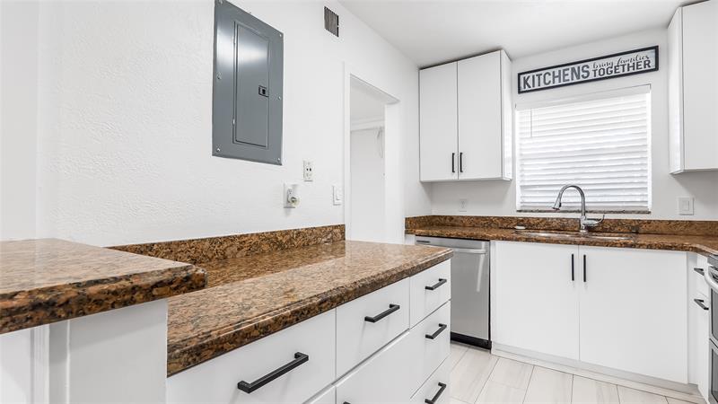 Image 20 of 47 For 5100 64th Ave  303