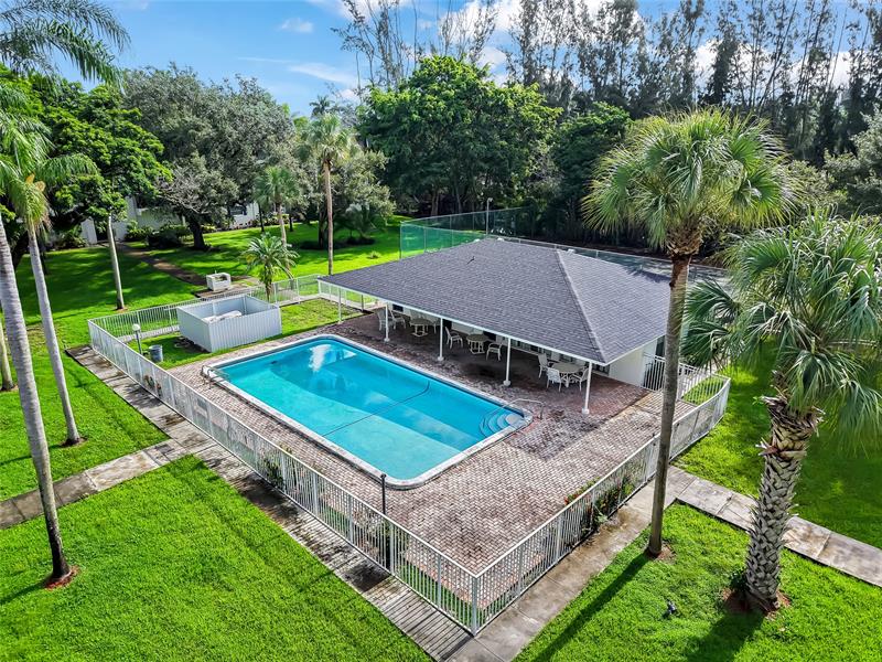 Image 9 of 47 For 5100 64th Ave  303