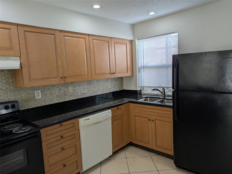 Image 4 of 22 For 8912 38th Dr  8912