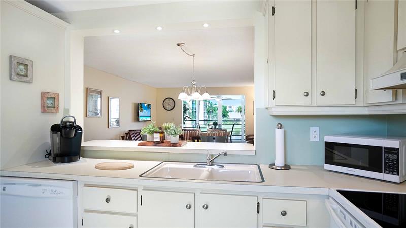 Image 20 of 41 For 441 3rd St  201