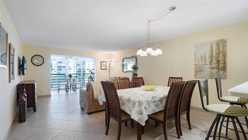 Image 7 of 41 For 441 3rd St  201