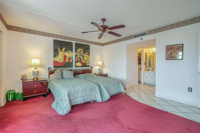 Image 15 of 51 For 3910 Inverrary Blvd  805-b