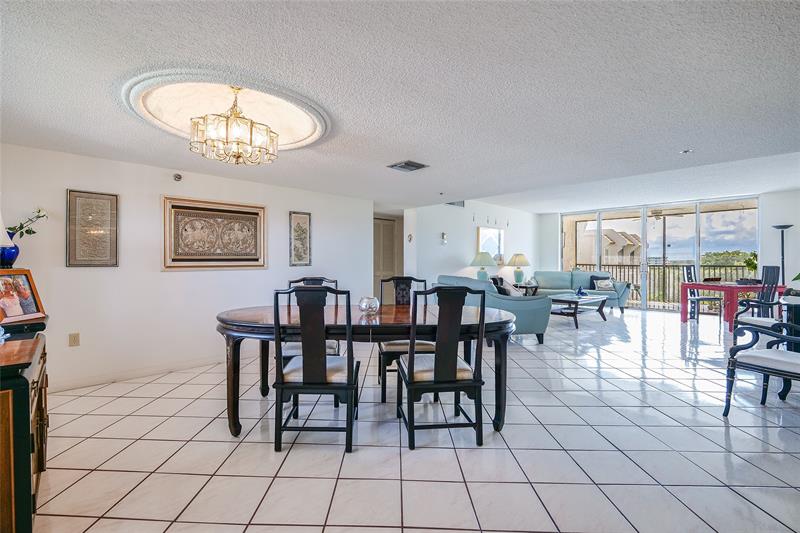 Image 8 of 51 For 3910 Inverrary Blvd  805-b