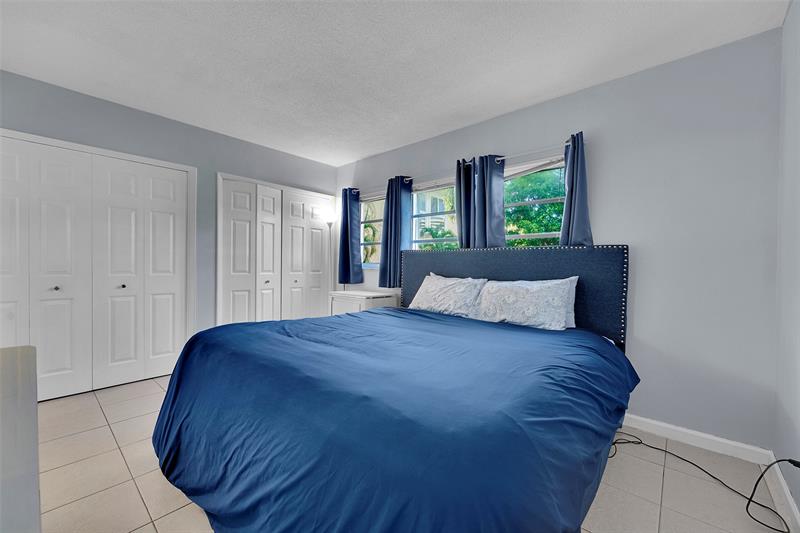 Image 17 of 22 For 4627 Bougainvilla Dr  1a