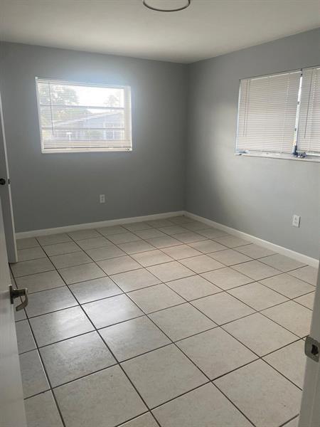 Image 8 of 8 For 7221 Venetian St  1