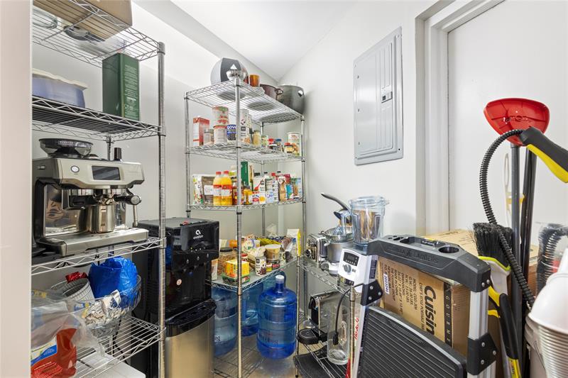 Image 23 of 27 For 1401 Federal Hwy  510