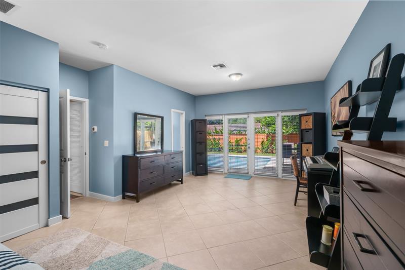 Image 21 of 64 For 1441 27th St