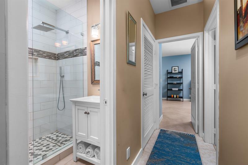 Image 31 of 64 For 1441 27th St
