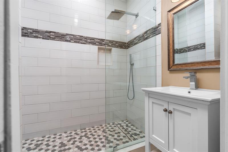 Image 36 of 64 For 1441 27th St