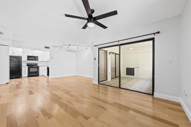 Image 5 of 16 For 9821 3rd St  9821