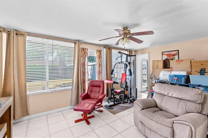Image 16 of 29 For 271 8th Ave  