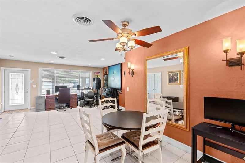 Image 9 of 29 For 271 8th Ave  