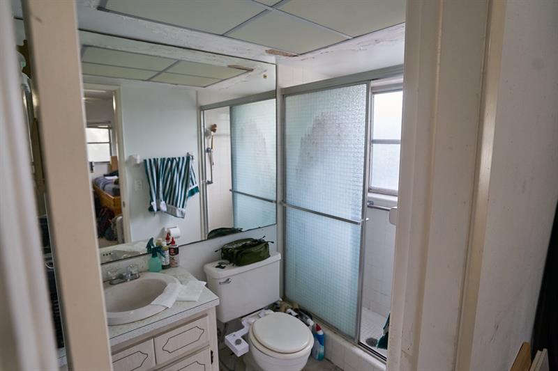 Image 14 of 18 For 651 Pine Dr  201