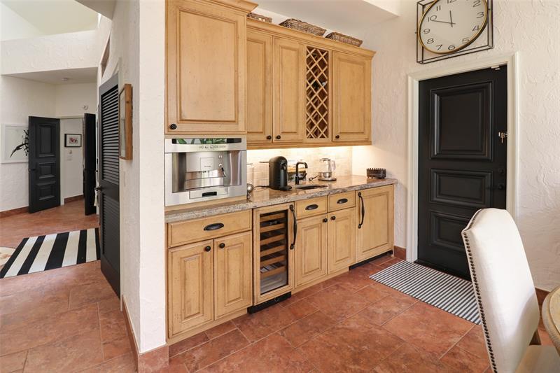 Image 10 of 52 For 2851 Deer Creek Via Venezia