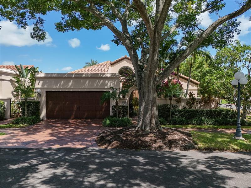 Image 41 of 52 For 2851 Deer Creek Via Venezia