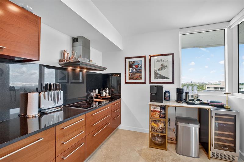 Image 10 of 48 For 101 Fort Lauderdale Beach Blvd  1706