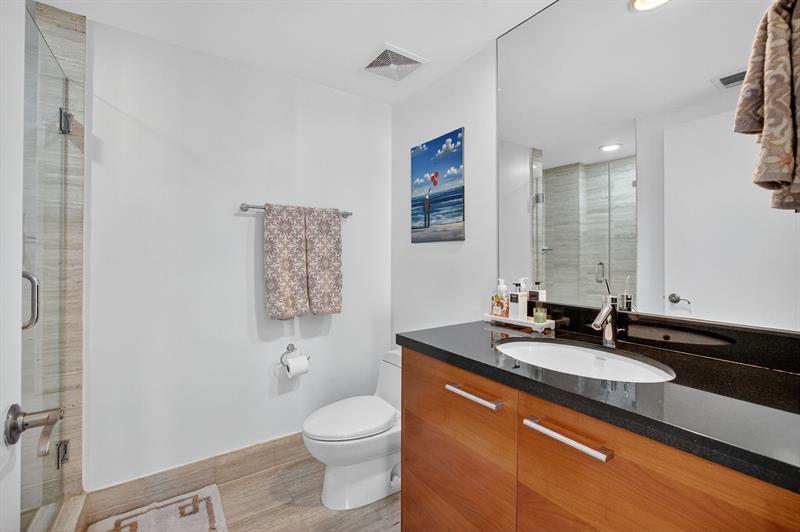 Image 46 of 48 For 101 Fort Lauderdale Beach Blvd  1706