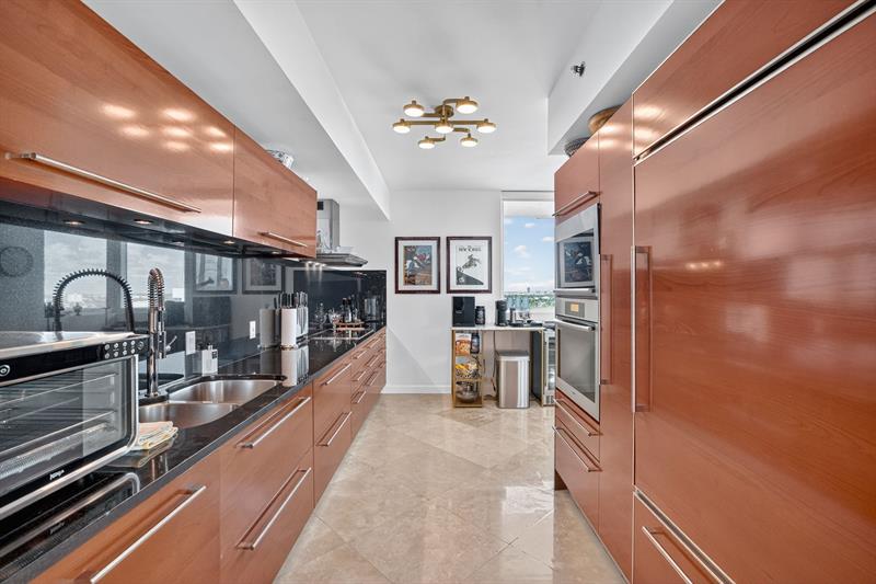 Image 6 of 48 For 101 Fort Lauderdale Beach Blvd  1706