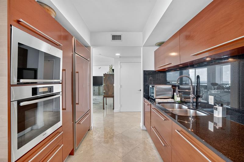 Image 9 of 48 For 101 Fort Lauderdale Beach Blvd  1706