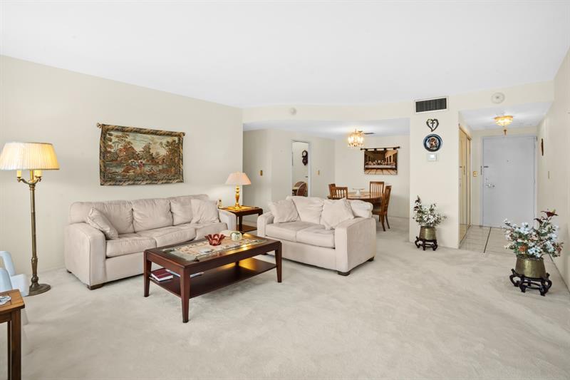 Image 11 of 28 For 3300 36th St  201