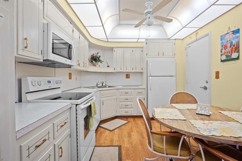 Image 12 of 28 For 3300 36th St  201