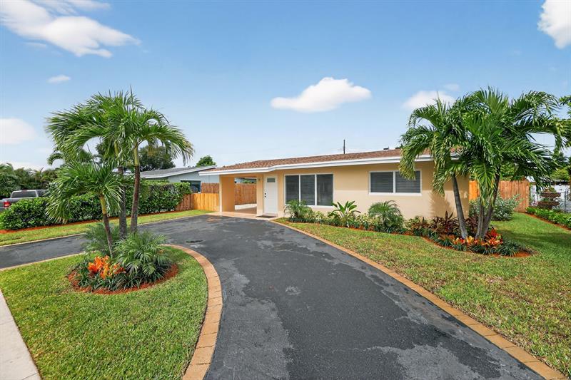 Image 4 of 41 For 245 3rd St  