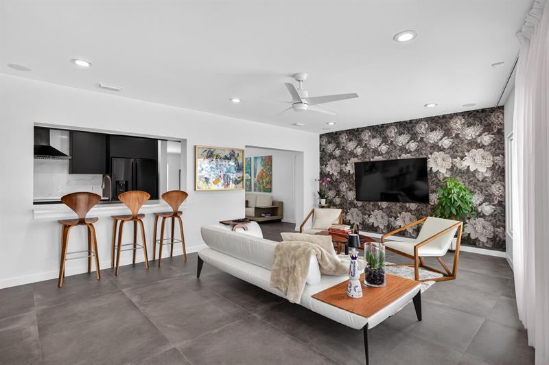 Image 10 of 60 For 2720 59th St