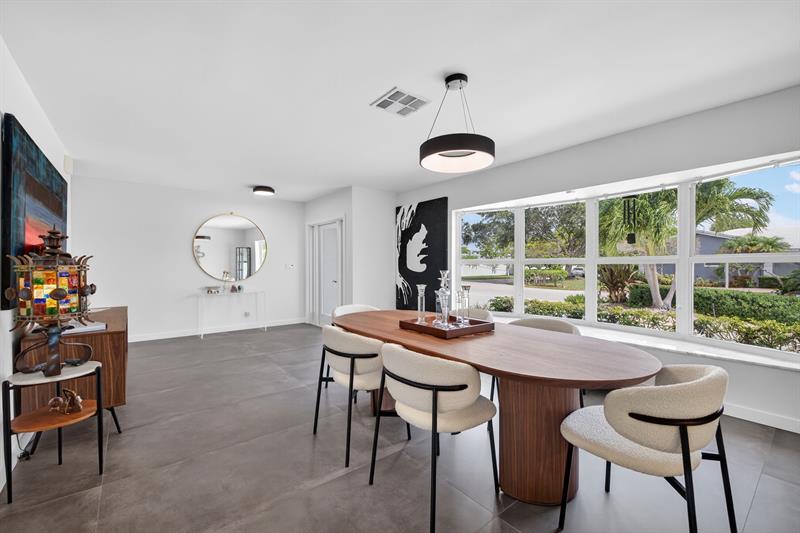 Image 28 of 60 For 2720 59th St