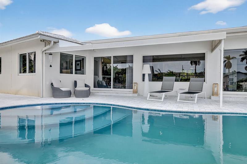 Image 54 of 60 For 2720 59th St