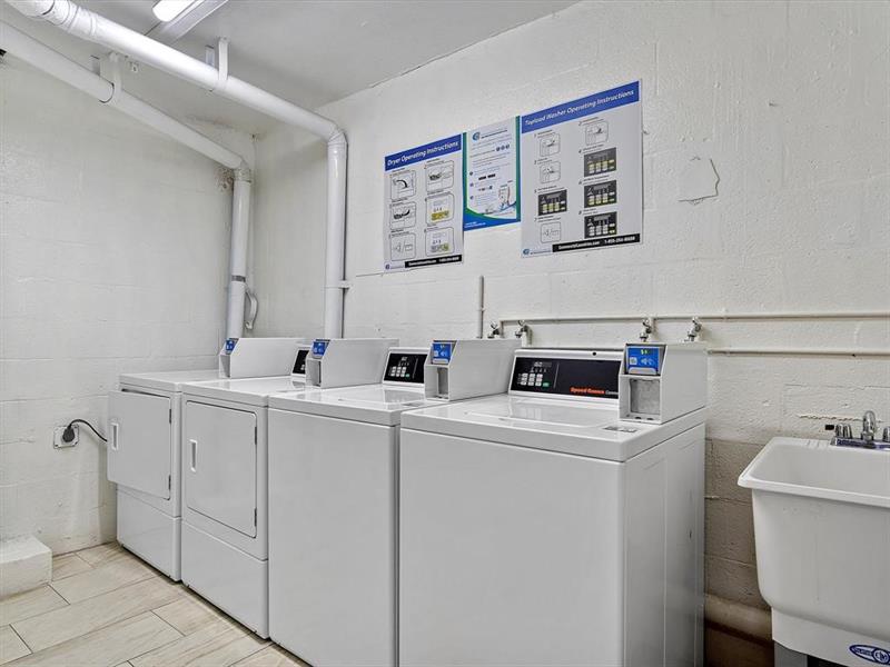 Image 16 of 17 For 427 Golden Isles Dr  14b