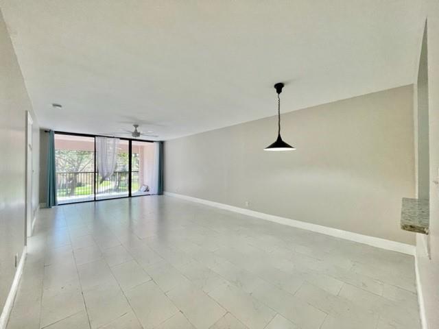 Image 5 of 14 For 8592 Sunrise Blvd  211