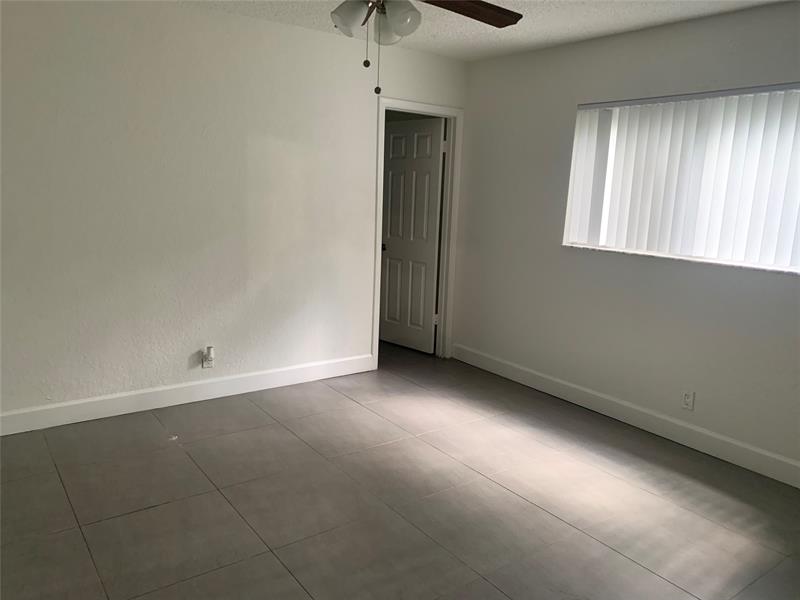 Image 11 of 16 For 10001 36th St  A