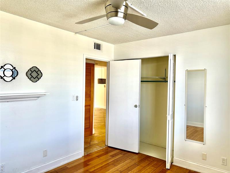 Image 12 of 20 For 2998 48th Ter  431