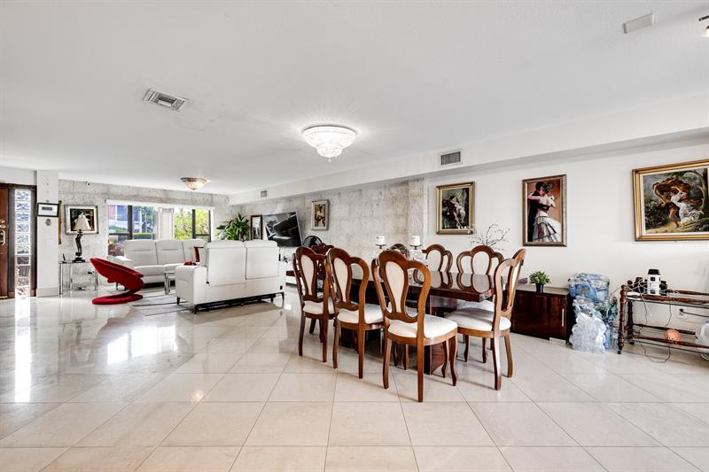 Image 10 of 46 For 16503 27th Pl  19
