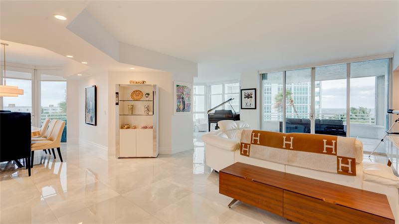Image 10 of 71 For 1440 Ocean Blvd  5-c