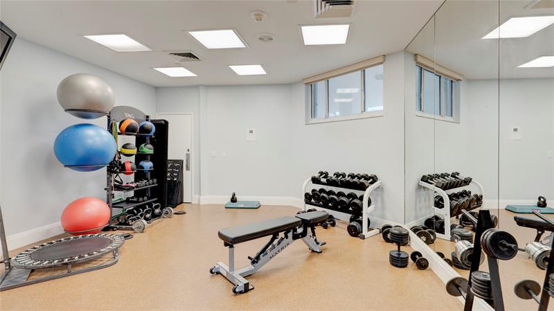 Image 59 of 71 For 1440 Ocean Blvd  5-c