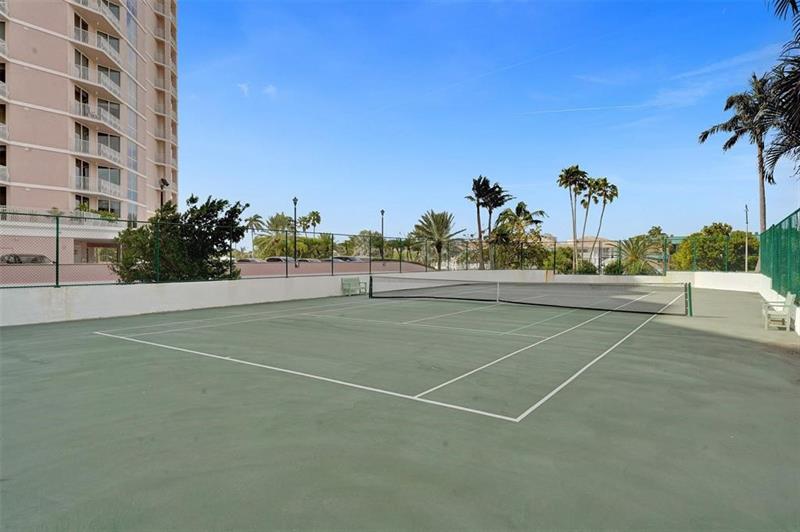 Image 69 of 71 For 1440 Ocean Blvd  5-c