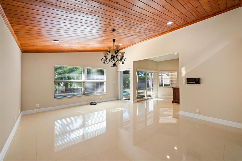 Image 10 of 35 For 5680 88th Ter