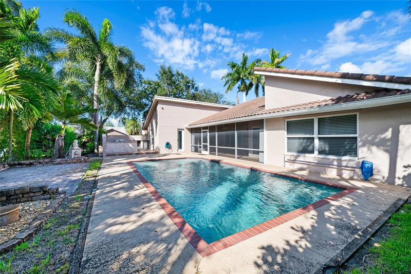 Image 12 of 35 For 5680 88th Ter