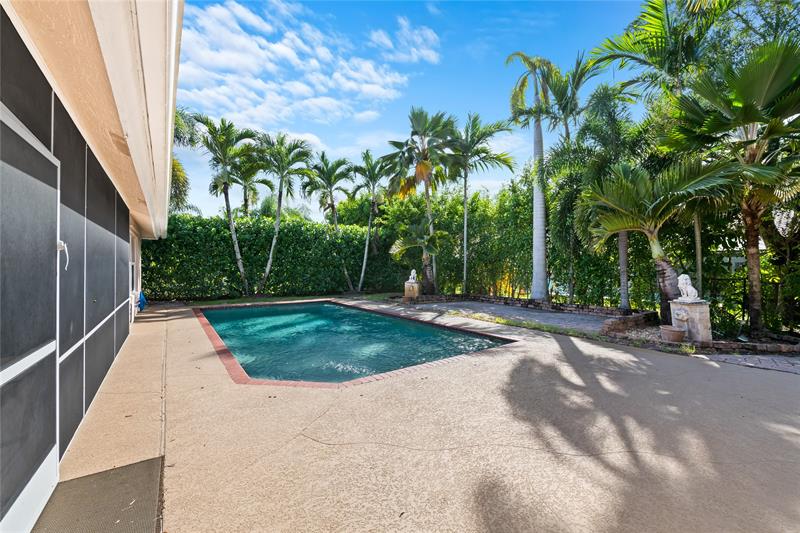 Image 14 of 35 For 5680 88th Ter