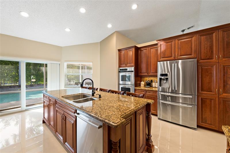 Image 5 of 35 For 5680 88th Ter